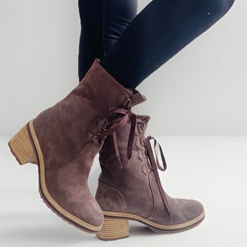 Timberland Purple Suede Faux Fur lining boots